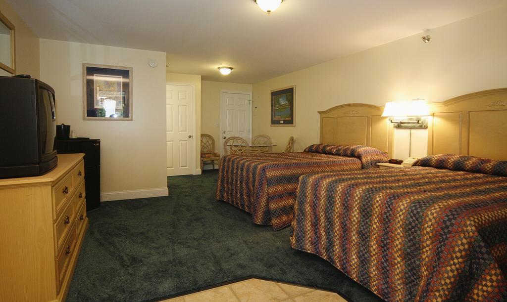 Seafarer Condominium Resort オガンクィット 部屋 写真